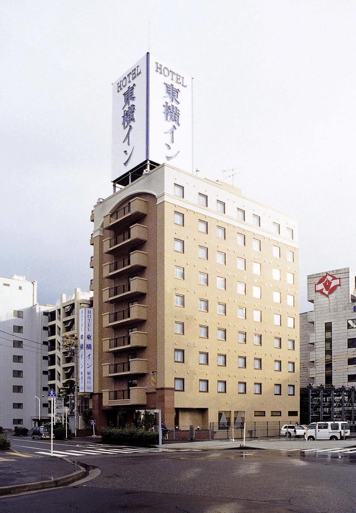 Toyoko Eki Minami Guchi 3*